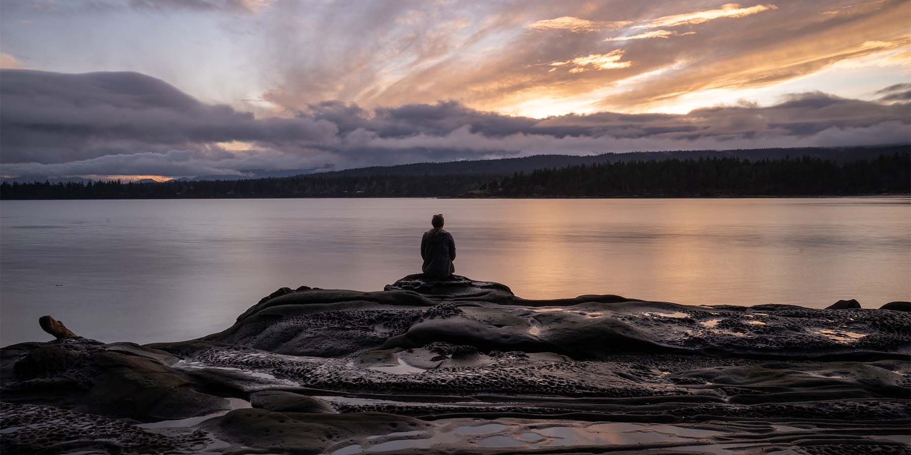 Hornby Island shoreline image at dusk